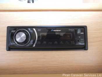 coachman-pastiche-interior005