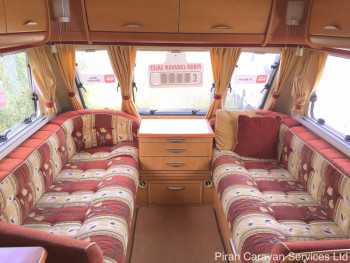 swift-challenger-2004-interior