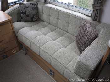 coachman-laser-int-pics002