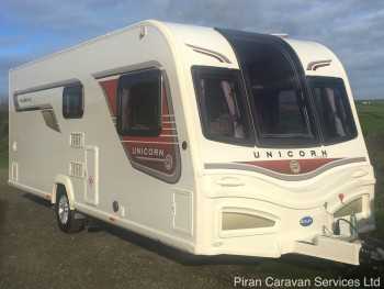 bailey-unicorn-valencia-ext004