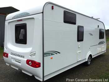 coachman-amara-ext005