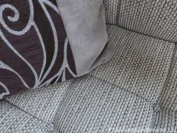 coachman-pastiche-int018