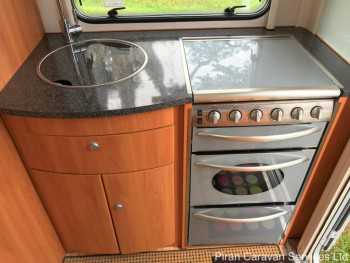 hymer-nova015