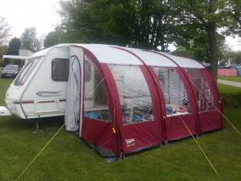swift-delamere-awning