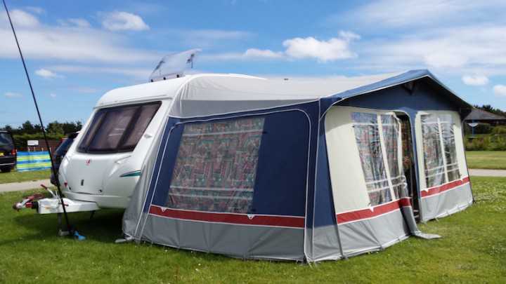 abbey-expression-500-awning-1